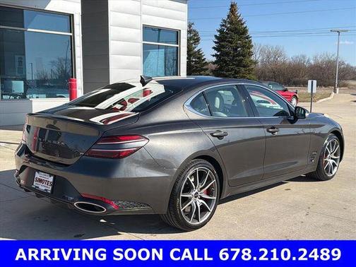 2025 Genesis G70 2.5T RWD