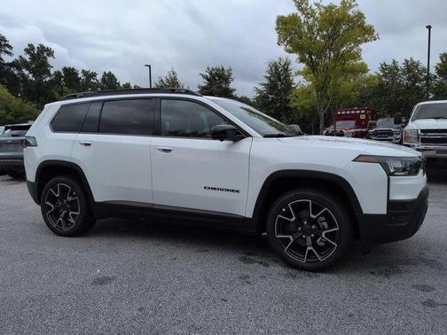 Bright White Clearcoat 2026 Jeep Cherokee Overland