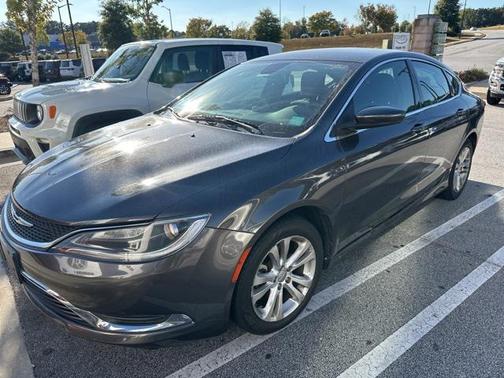 2015 Chrysler 200 Limited
