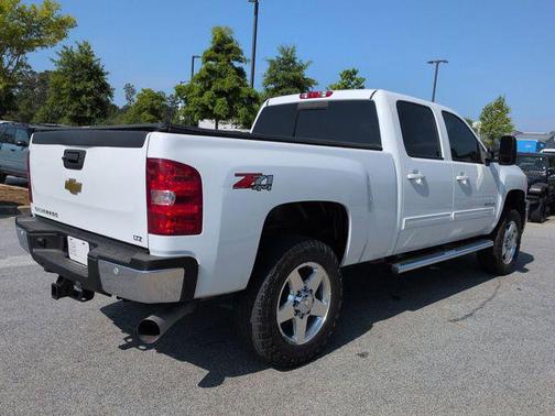 Summit White 2013 Chevrolet Silverado 2500 LTZ