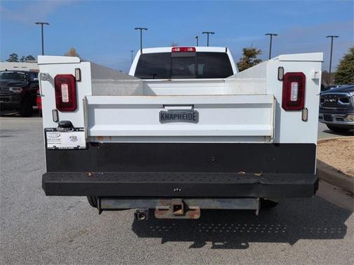 2022 RAM 3500 Tradesman Crew Cab 4x4 8' Box