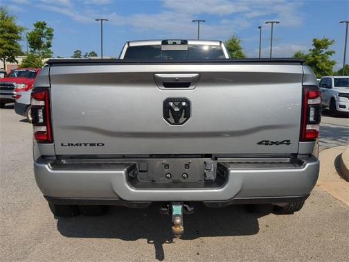 2022 RAM 3500 Limited Crew Cab 4x4 8' Box