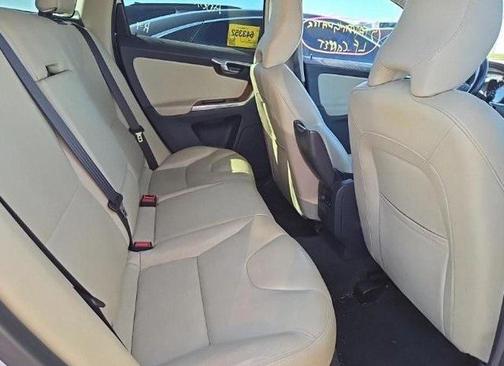 2017 Volvo XC60 T5 Inscription