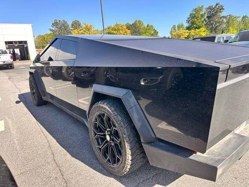 2025 Tesla Cybertruck Cyberbeast