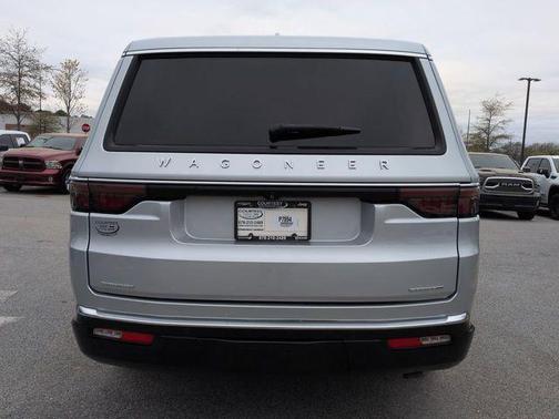 Silver Zynith 2022 Jeep Wagoneer Series III 4x4