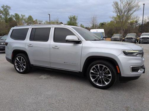 Silver Zynith 2022 Jeep Wagoneer Series III 4x4