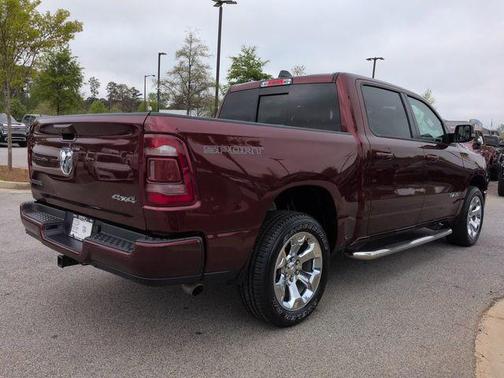 Delmonico Red Pearlcoat 2022 RAM 1500 Big Horn/Lone Star