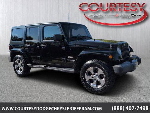 Black Clearcoat 2017 Jeep Wrangler Unlimited Sahara