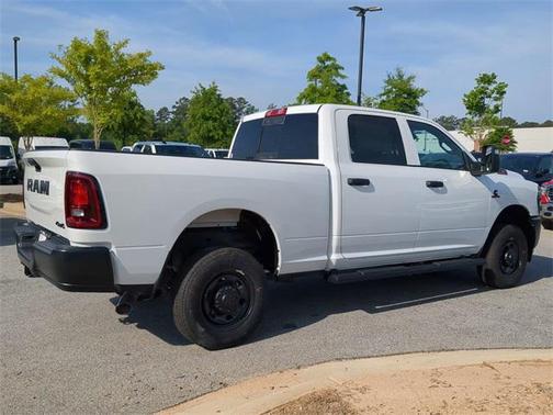 2025 RAM 2500 Tradesman Crew Cab 4x4 6'4' Box