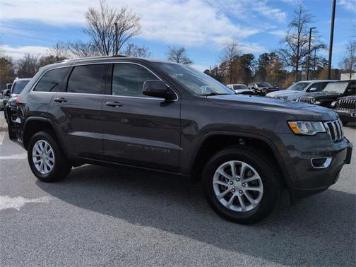 2021 Jeep Grand Cherokee Laredo