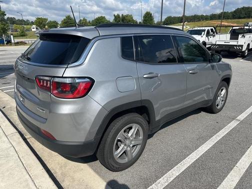 2024 Jeep Compass Latitude