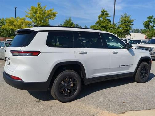 2025 Jeep Grand Cherokee L Altitude