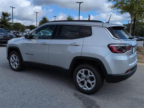 2025 Jeep Compass Latitude