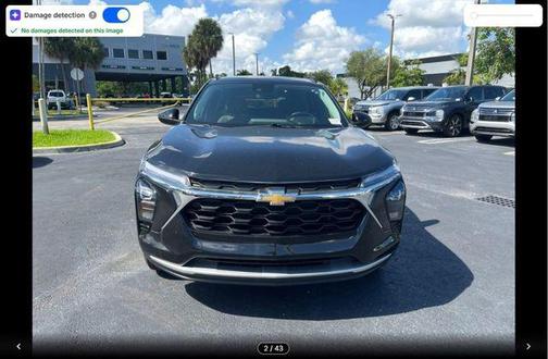 Mosaic Black Metallic 2025 Chevrolet Trax LT