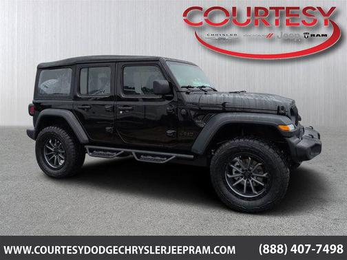 Black Clearcoat 2026 Jeep Wrangler Sport