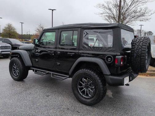 Black Clearcoat 2026 Jeep Wrangler Sport