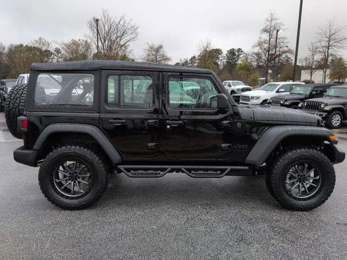 Black Clearcoat 2026 Jeep Wrangler Sport