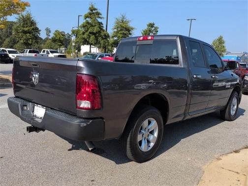 2016 RAM 1500 SLT