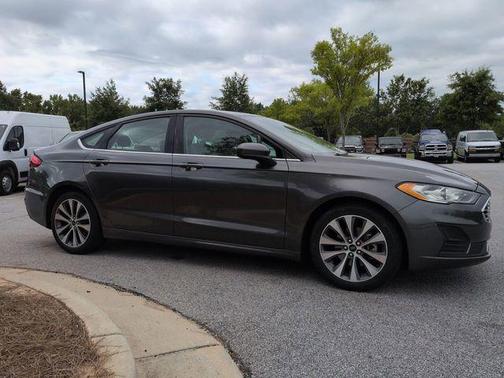 Gray 2019 Ford Fusion SE