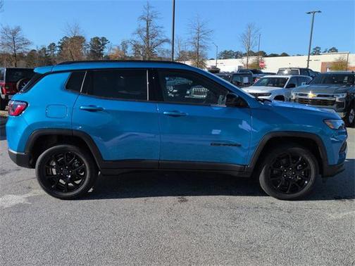 2026 Jeep Compass Latitude