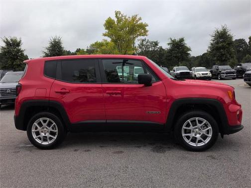 2023 Jeep Renegade Latitude