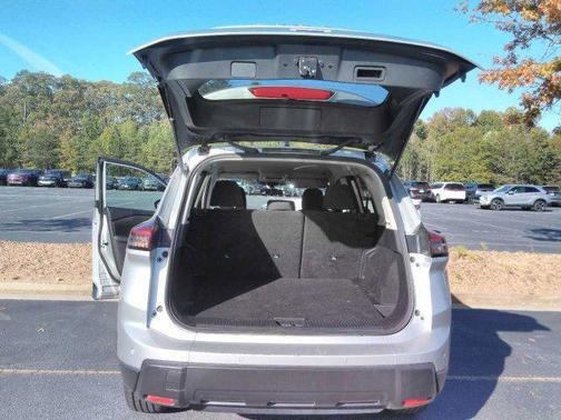 Brilliant Silver Metallic 2024 Nissan Rogue S