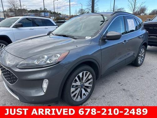 2022 Ford Escape Titanium