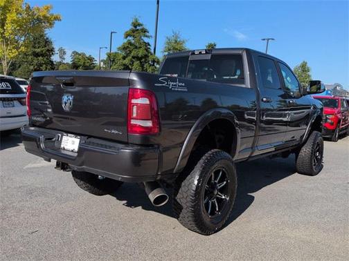 2022 RAM 3500 Laramie Crew Cab 4x4 6'4' Box
