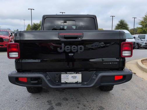 2025 Jeep Gladiator High Tide