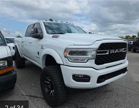 Bright White Clearcoat 2023 RAM 2500 Big Horn Crew Cab 4x4 6'4' Box