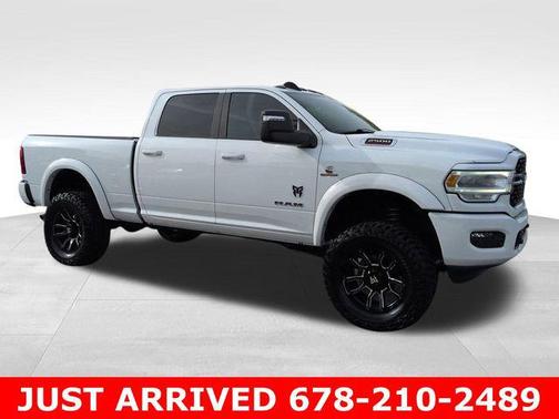 Bright White Clearcoat 2023 RAM 2500 Big Horn Crew Cab 4x4 6'4' Box