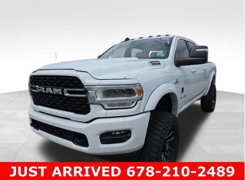 Bright White Clearcoat 2023 RAM 2500 Big Horn Crew Cab 4x4 6'4' Box