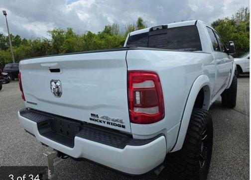 Bright White Clearcoat 2023 RAM 2500 Big Horn Crew Cab 4x4 6'4' Box