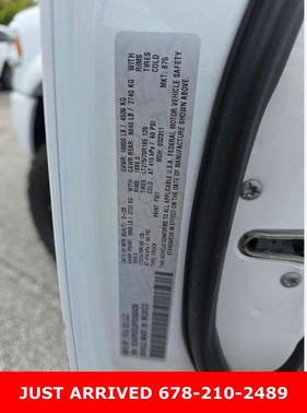 Bright White Clearcoat 2023 RAM 2500 Big Horn Crew Cab 4x4 6'4' Box