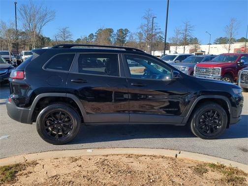 2023 Jeep Cherokee Altitude