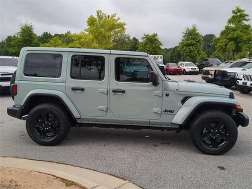 2023 Jeep Wrangler 4-Door Sahara Altitude 4x4