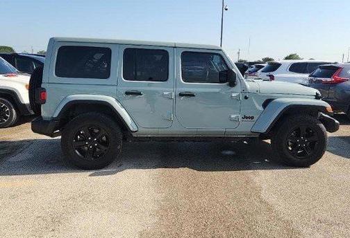 2023 Jeep Wrangler 4-Door Sahara Altitude 4x4