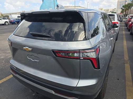 Sterling Gray Metallic 2026 Chevrolet Equinox 1LT