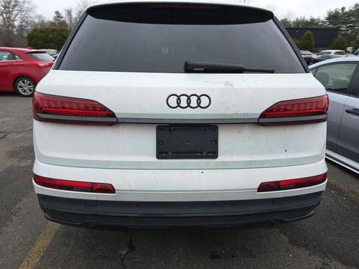 2021 Audi Q7 55 Premium Plus