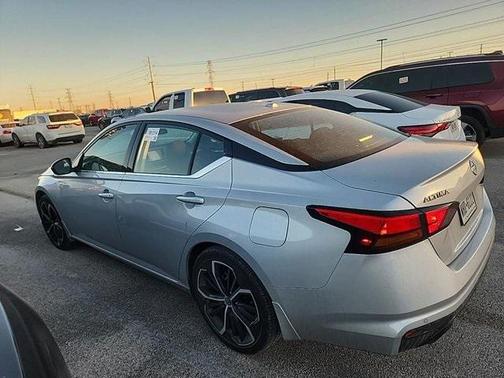 2025 Nissan Altima SR FWD