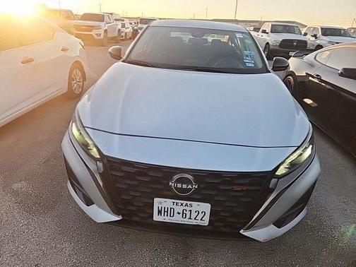 2025 Nissan Altima SR FWD