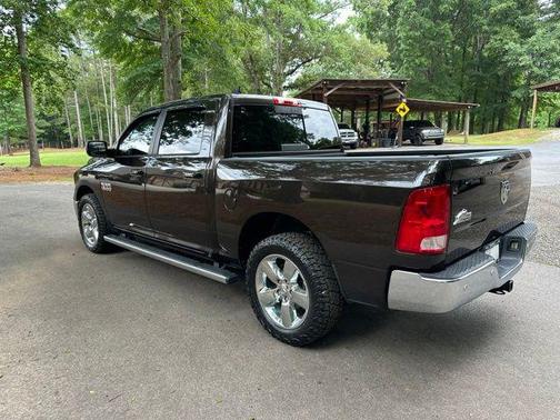 Luxury Brown Pearlcoat 2016 RAM 1500 Big Horn