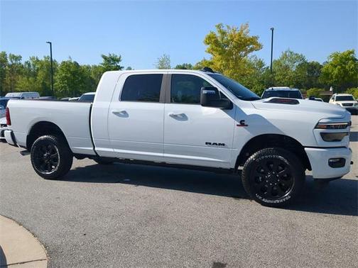2025 RAM 2500 Laramie Crew Cab 4x4 6'4' Box
