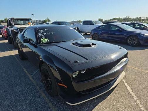 Pitch Black Clearcoat 2022 Dodge Challenger R/T Scat Pack Widebody