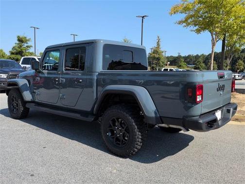 2025 Jeep Gladiator High Tide