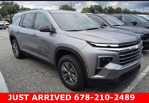 2025 Chevrolet Traverse LT