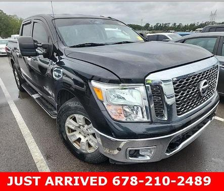 2017 Nissan Titan SV