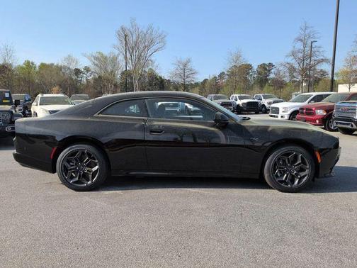 Diamond Black Crystal Pearlcoat 2026 Dodge Charger R/T