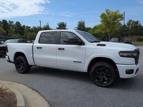Bright White Clearcoat 2026 RAM 1500 Big Horn/Lone Star