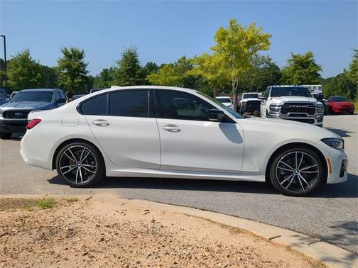 2022 BMW 330 xDrive